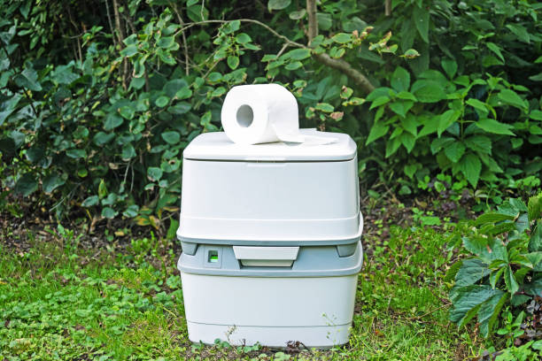 Best Portable restroom trailer rental  in Lenoir City, TN