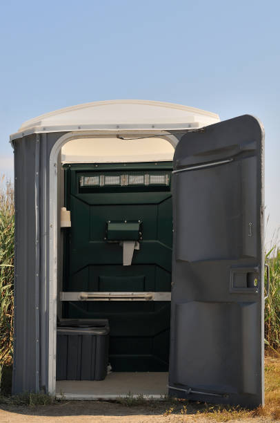 Porta potty delivery and setup in Lenoir City, TN